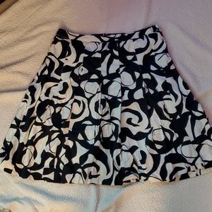 H&M chic skirt